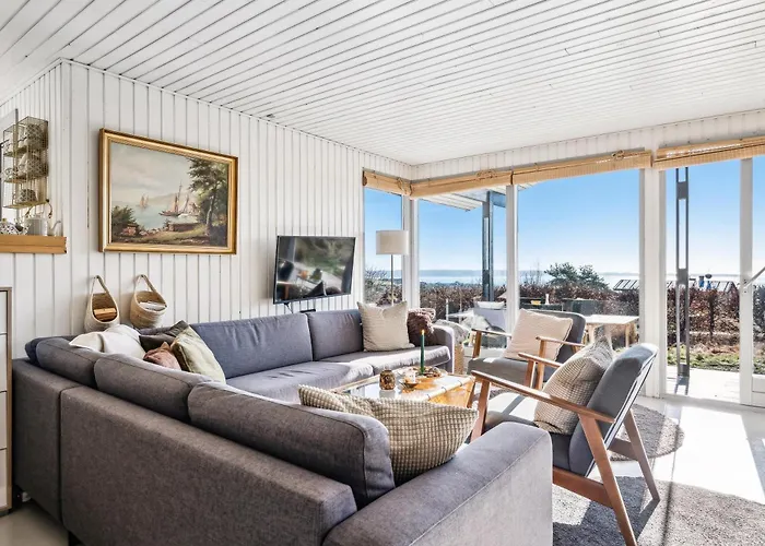 Сasa de vacaciones In Handrup With Sea View Over Bay And Spacious Terraces Close To The Beach, Nature And Mols Bjerge National Park